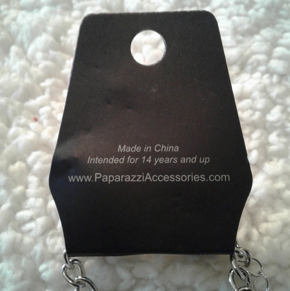 🌺 NWT Paparazzi Silver & Pink Necklace & Earring Set - Picture 6 of 6